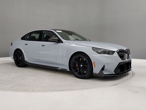 New 2026 BMW M5 w/ Carbon Package AWD/4WD image 30