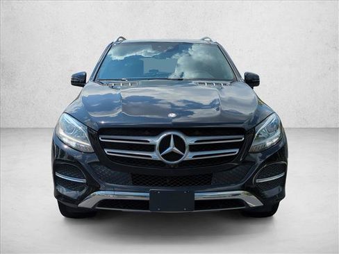 Used 2017 Mercedes-Benz GLE 350 4MATIC image 2