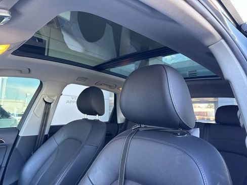 Used 2013 Audi Q5 2.0T Prestige image 9