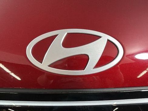 Used 2025 Hyundai Kona SEL AWD/4WD image 8
