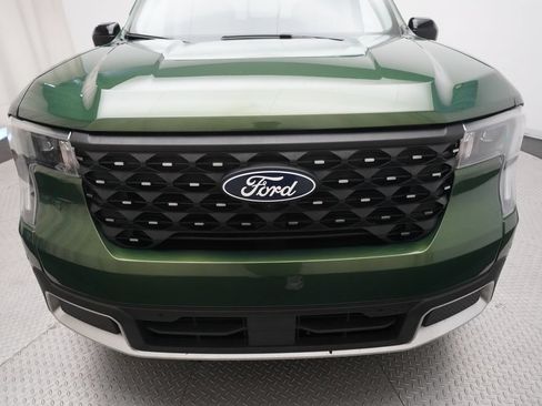 Used 2025 Ford Maverick Lariat AWD/4WD image 21