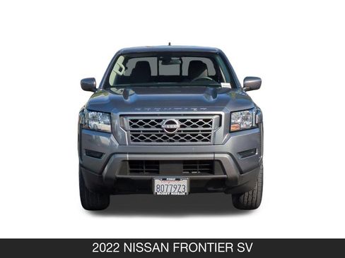 Used 2022 Nissan Frontier SV RWD image 4