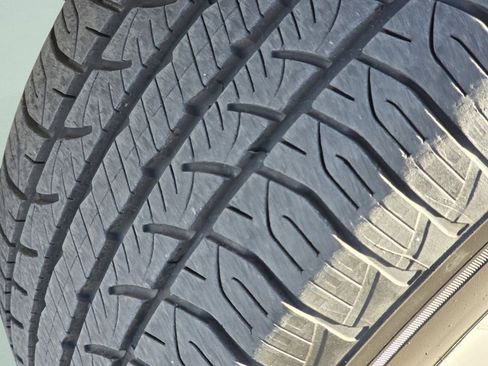 Used 2020 Nissan Pathfinder SL image 25