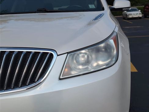 Used 2013 Buick LaCrosse Leather FWD image 11