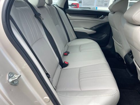 Certified 2018 Honda Accord Touring image 21