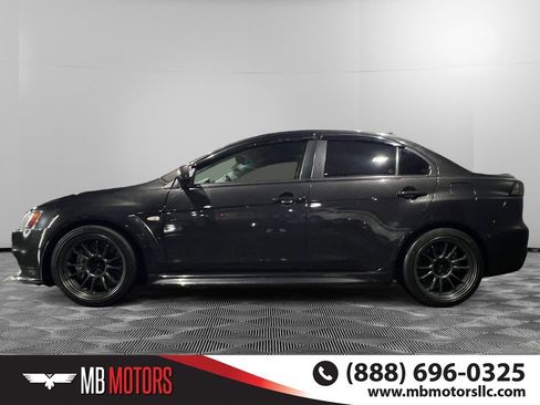Used 2010 Mitsubishi Lancer Evolution GSR image 6