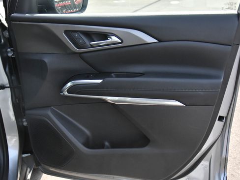 Used 2024 Chevrolet Traverse LT image 54