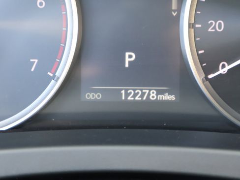 Used 2024 Lexus IS 300 w/ Premium Package image 27