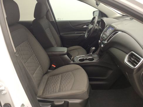 Used 2020 Chevrolet Equinox LT image 21