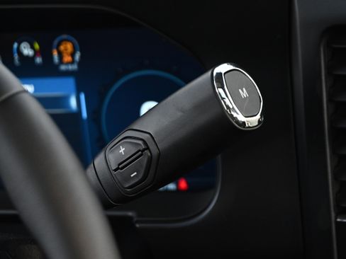 Used 2025 Ford F450 Lariat image 26