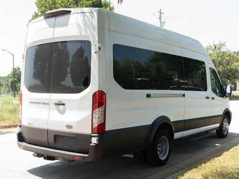 Used 2025 Ford Transit 350 XL RWD image 5