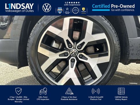 Certified 2023 Volkswagen Taos SEL image 8