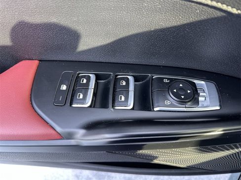 Used 2023 Kia K5 GT-Line image 13