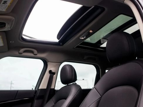 Used 2023 MINI Cooper Countryman FWD image 39