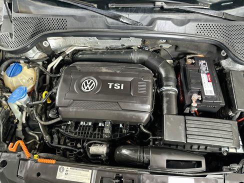 Used 2014 Volkswagen Beetle 1.8T FWD image 27