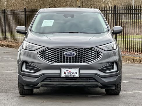 Used 2023 Ford Edge SEL image 8