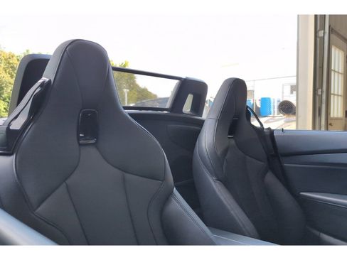 Used 2020 BMW Z4 sDrive30i w/ Convenience Package image 16