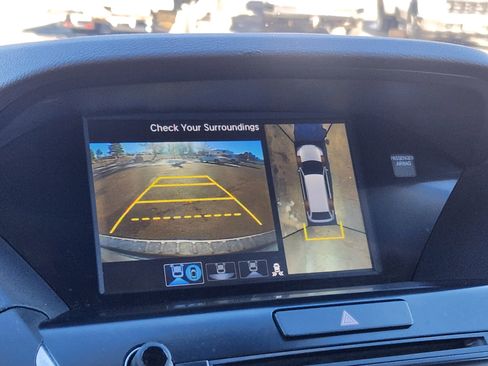 Used 2017 Acura MDX SH-AWD w/ Advance Package image 28