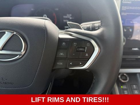 Used 2024 Lexus GX 550 AWD/4WD image 22