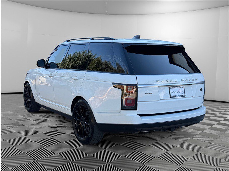 Used 2018 Land Rover Range Rover HSE AWD/4WD image 3