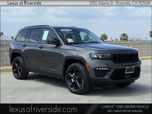 Used 2024 Jeep Grand Cherokee Limited w/ Black Appearance Package RWD image 1