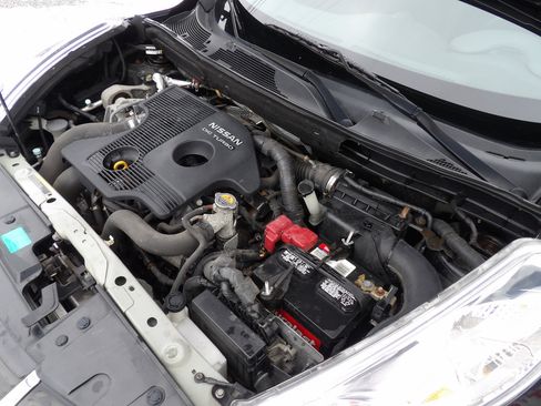 Used 2013 Nissan Juke SV image 25