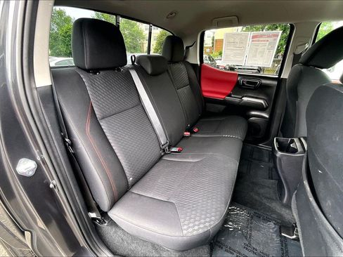 Used 2023 Toyota Tacoma SR5 AWD/4WD image 24