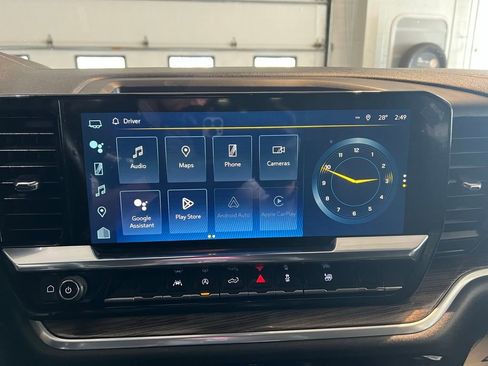 Used 2024 Chevrolet Silverado 1500 LT image 25