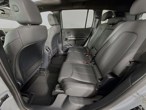 Used 2025 Mercedes-Benz GLB 250 GLB 250 image 26