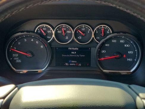 Used 2022 Chevrolet Suburban LS AWD/4WD image 28