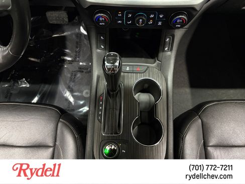 Used 2017 GMC Acadia SLT AWD/4WD image 15