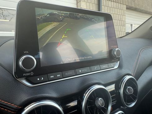 Used 2022 Nissan Sentra SR FWD image 14