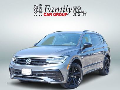 Used 2023 Volkswagen Tiguan SE R-Line