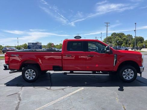 Certified 2024 Ford F250 XLT w/ Camper Package AWD/4WD image 8