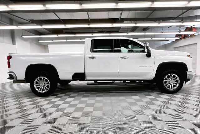 Used 2025 Chevrolet Silverado 3500 LTZ AWD/4WD image 15
