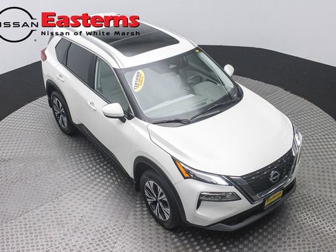 Used 2023 Nissan Rogue SV w/ SV Premium B Package AWD/4WD image 3