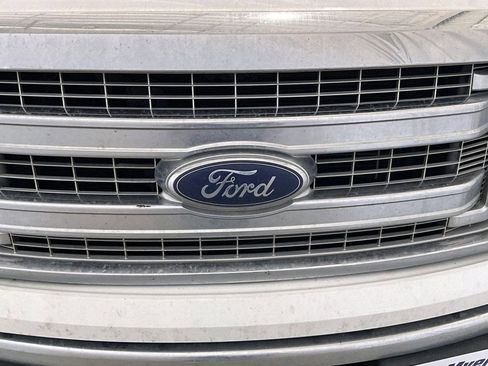 Used 2013 Ford F150 XLT w/ Luxury Equipment Group image 27