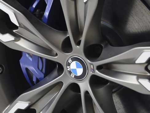 Used 2018 BMW M550i xDrive AWD/4WD image 17