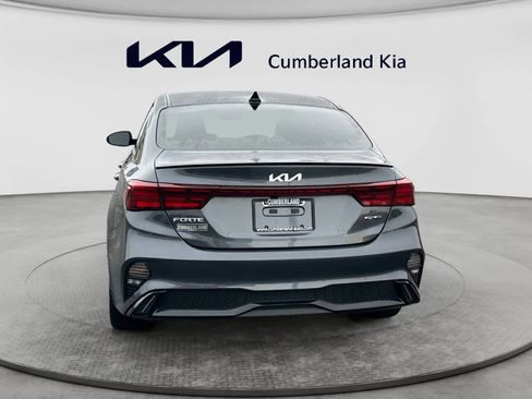 Used 2024 Kia Forte GT-Line w/ GT-Line Premium Package FWD image 4