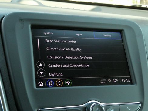 Used 2024 Chevrolet Equinox LT image 39