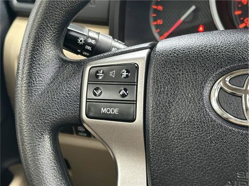 Used 2012 Toyota 4Runner SR5 w/ Convenience Pkg AWD/4WD image 22