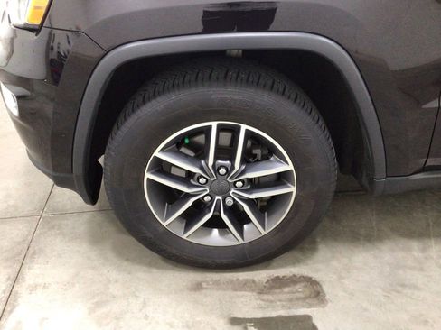 Used 2021 Jeep Grand Cherokee Limited AWD/4WD image 8