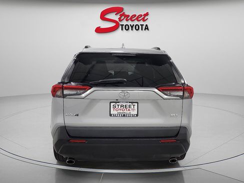 Certified 2021 Toyota RAV4 XLE Premium image 3