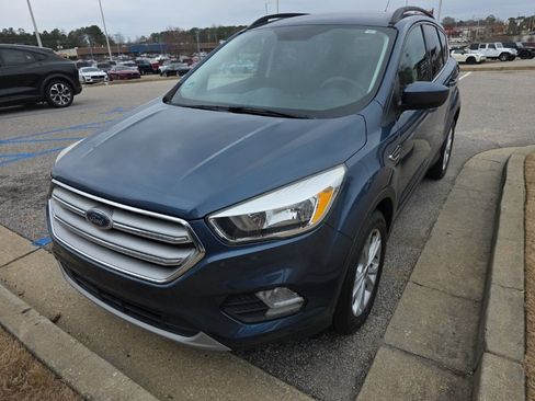 Used 2018 Ford Escape SE image 8