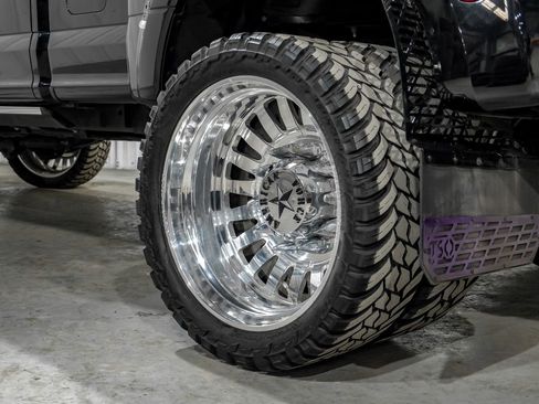 Used 2022 Ford F450 Platinum w/ FX4 Off-Road Package image 67