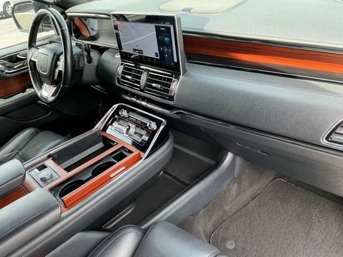 Used 2023 Lincoln Navigator Reserve AWD/4WD image 29