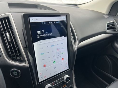 Certified 2024 Ford Edge SEL w/ Convenience Package image 12