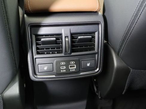 Used 2025 Subaru Forester Touring image 23