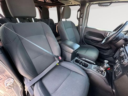 Used 2021 Jeep Wrangler Unlimited Sport AWD/4WD image 22