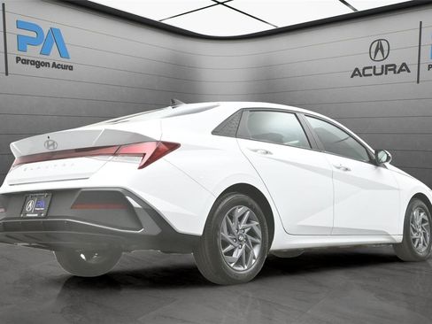 Used 2024 Hyundai Elantra SEL image 33